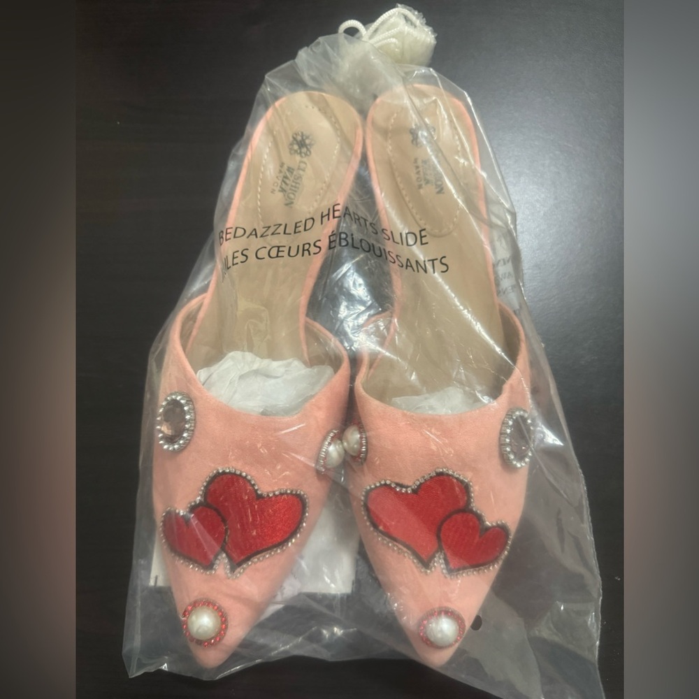 Bedazzled Hearts Slide Mule Size 9